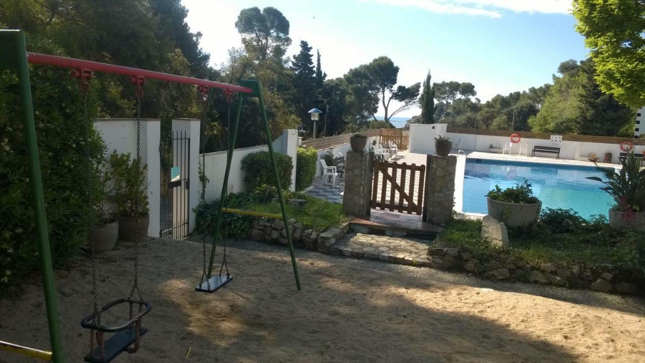 Апартаменты Calella Golfet Sobremar Калелья-де-Палафружель Экстерьер фото